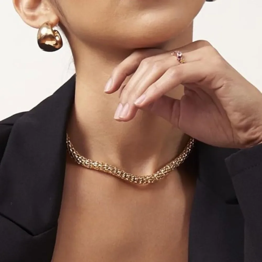 NEW 18K Gold Plated Elegant Gold Chain Necklace